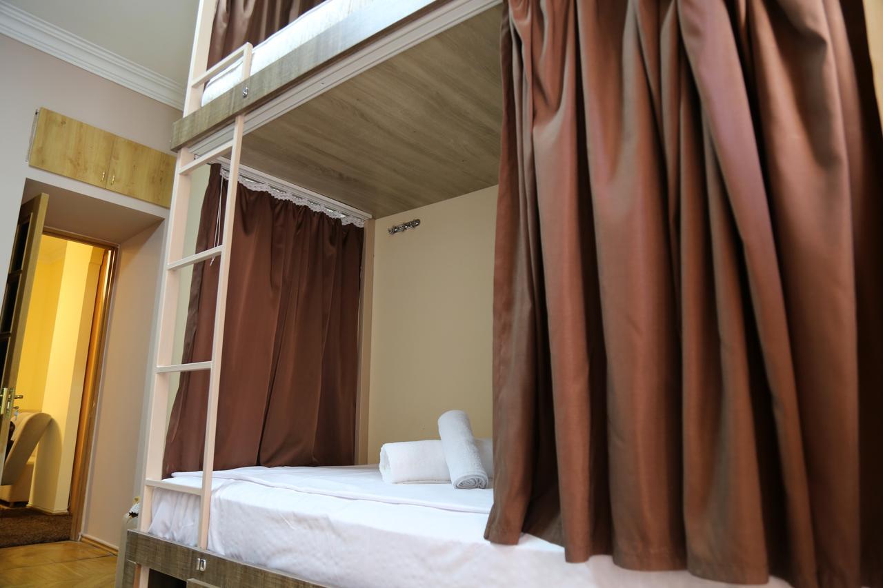 Magnolia Hostel Jerevan Exteriör bild