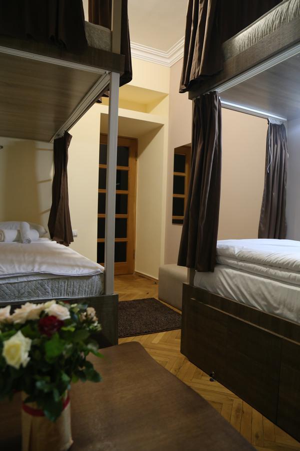 Magnolia Hostel Jerevan Exteriör bild