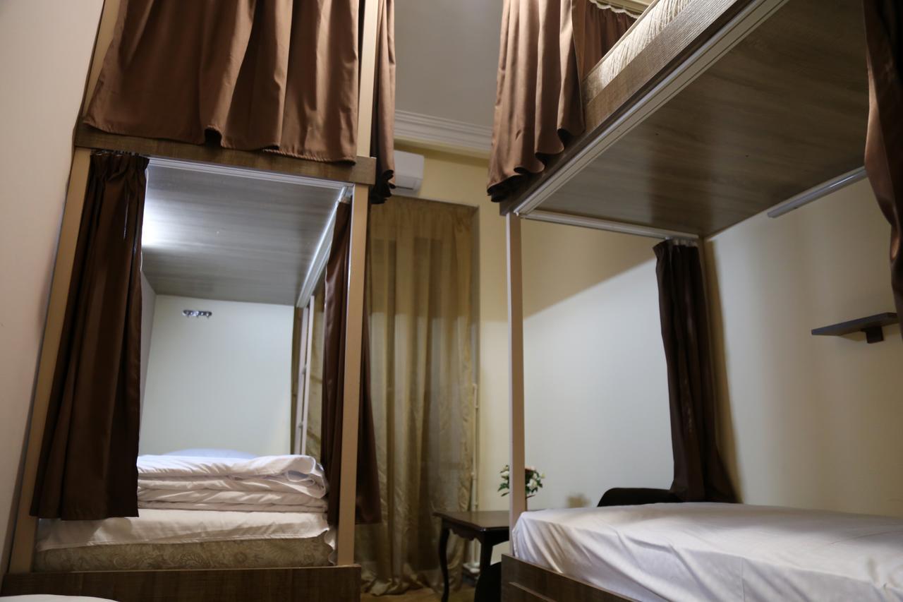Magnolia Hostel Jerevan Exteriör bild