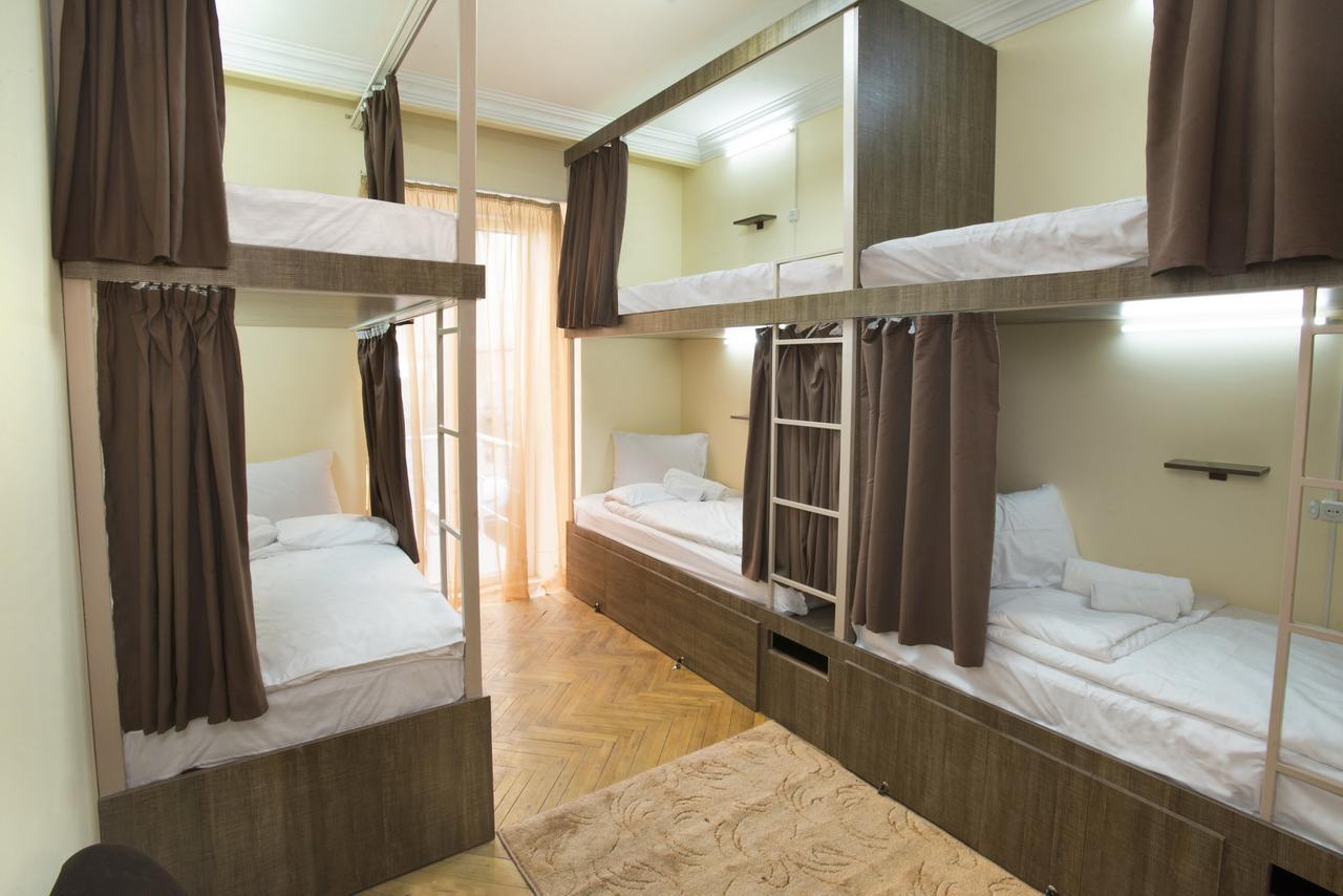 Magnolia Hostel Jerevan Exteriör bild